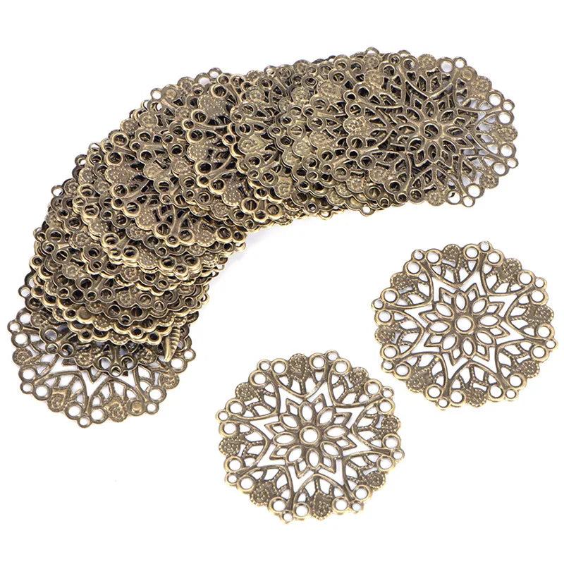 50 PCS Doreen Box filigrane Blumenwicklungen Verbindungsstücke
