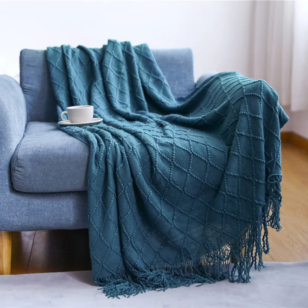 Gemütliche lila Diamant Strickdecke
