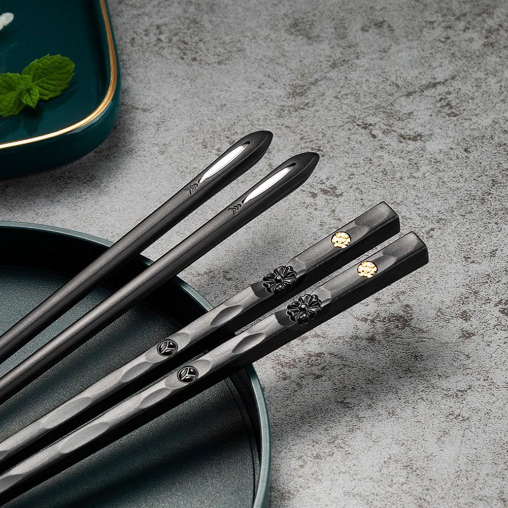 DineLux – Luxuriöses Essstäbchen-Set mit Raffinierten Designs (5 Paar)