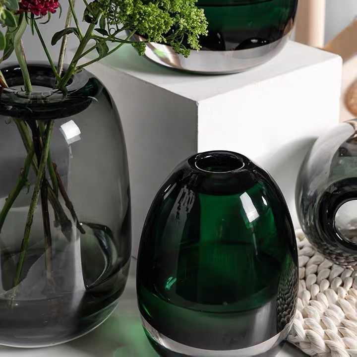 Frendorf | Schwarz Elegante Designer Zeitgenössische Mittelpunk Blume Elegante Glasvase