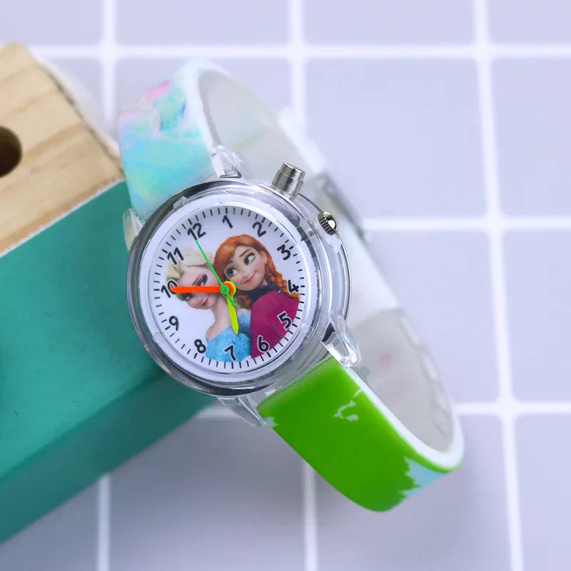 Frendorf | Leuchtende Kinderuhr – Erhältlich in Spider-Man und Frozen Designs
