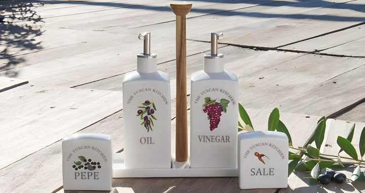 Frendorf | Tuscan Kitchen Porzellan Set - 330ml Öl/Essig Spender und 80ml Salz/Pfeffer Streuer mit Öl Ausgießer - Elegant und Funktional für Esstische und Küchengebrauch