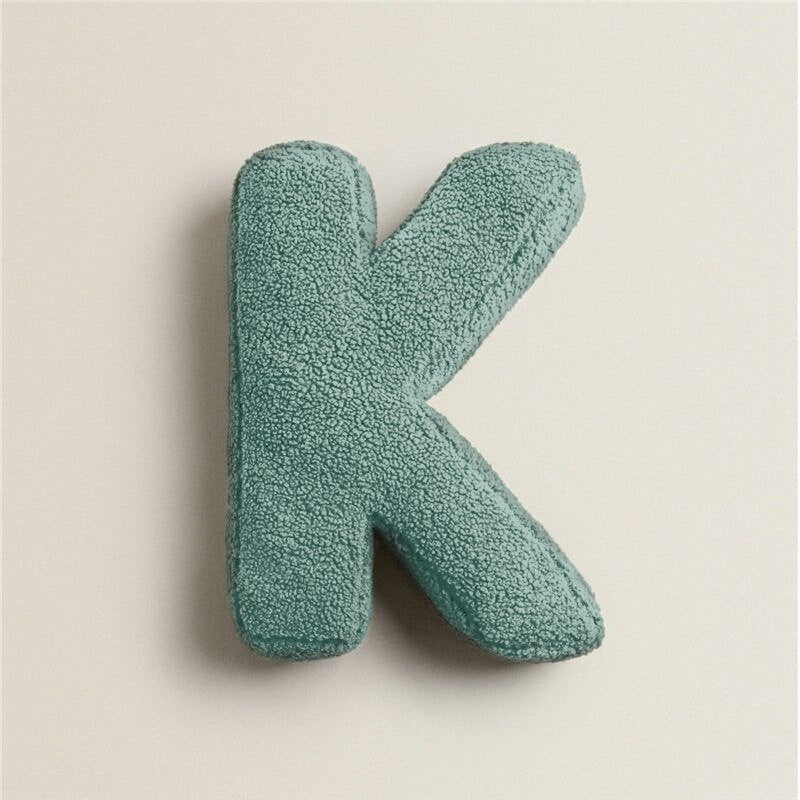 PlushLetter Kissen - Weiches Buchstaben-Kissen für Schlafzimmer und Kinderzimmer