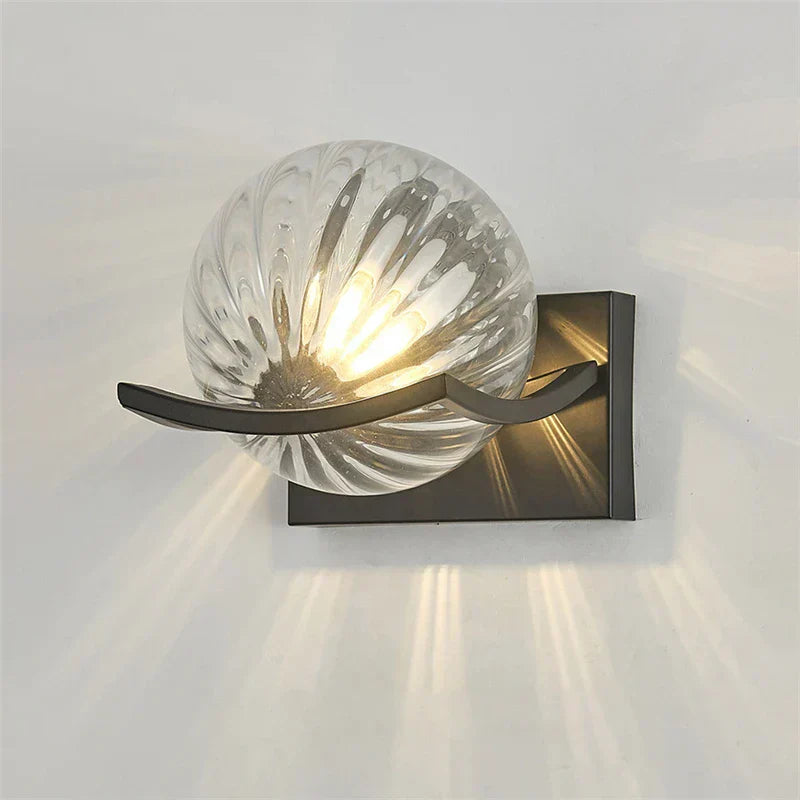 Frendorf | LumiGlide Moderne LED-Wandleuchte Glas | Elegantes Design | Warmweißes Licht | Perfekt für Innenräume