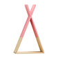 Nordische Tipi-Regale aus Holz