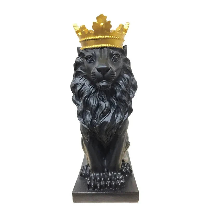 Goldene Krone Löwenkönig Statue