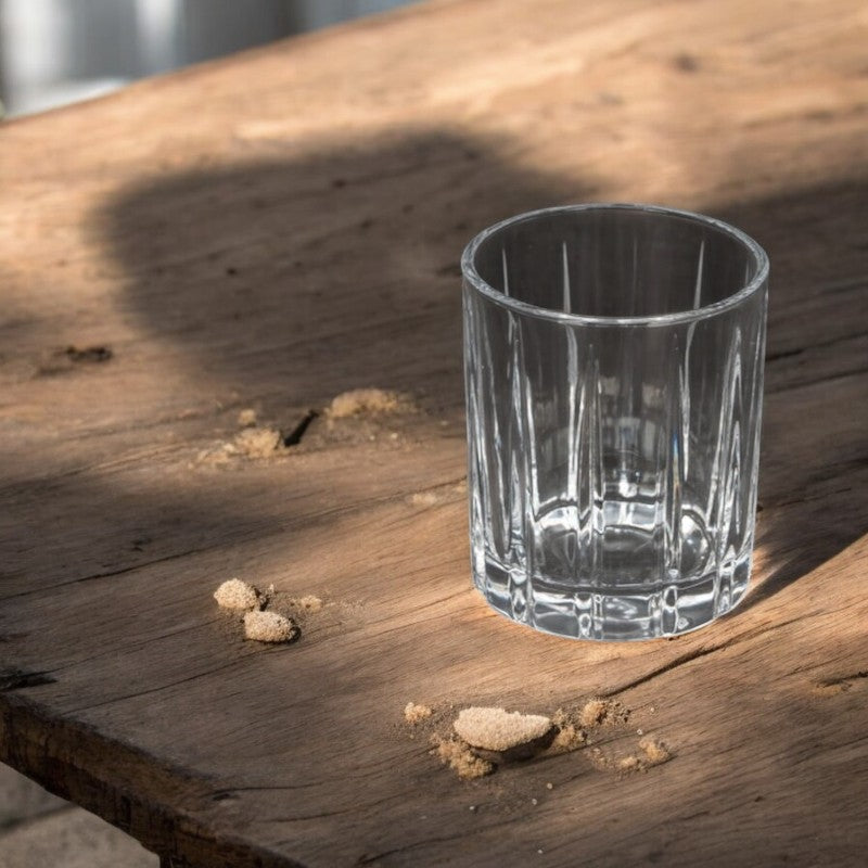 Frendorf | 255ml Whiskeyglas – schlankes und langlebiges Glas, perfekt zum Servieren von Whiskey, Bourbon oder anderen Spirituosen, entworfen um den Geschmack und das Aroma zu verbessern, ideal für Hausbars, besondere Anlässe oder entspanntes Trinken.