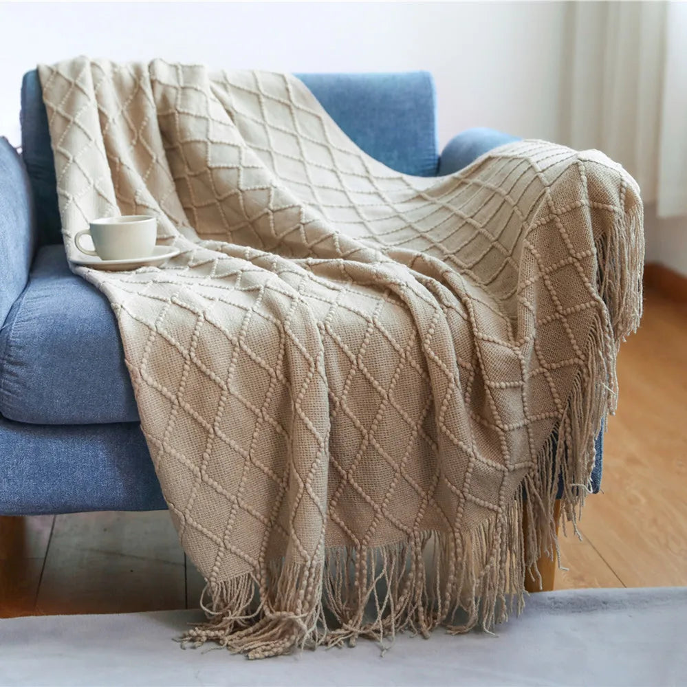 Gemütliche lila Diamant Strickdecke