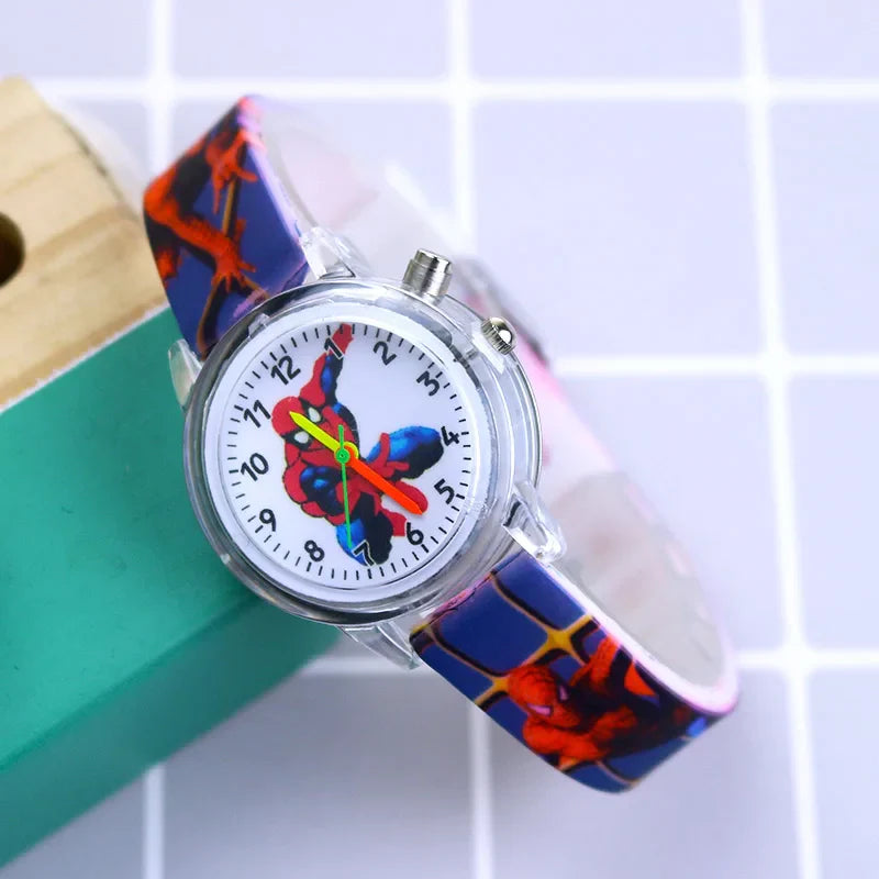 Frendorf | Leuchtende Kinderuhr – Erhältlich in Spider-Man und Frozen Designs