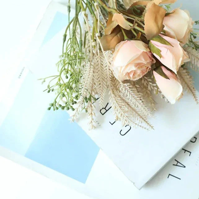 Frendorf | BlossomEternal Faux Trockenrosen-Bund | Elegante Deko-Blumen | Langlebig & Pflegeleicht