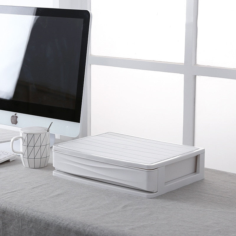 Coquette Desktop-Make-up-Organizer
