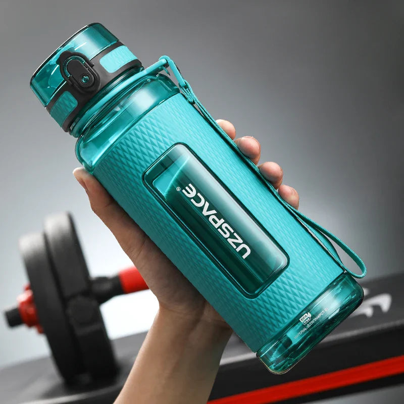 UZSPACE Sport-Wasserflaschen, BPA-frei, tragbar, sturzsicher, auslaufsicher, großes Fassungsvermögen, Fitness-Wasserkocher, Tritan-Kunststoff-Trinkflasche