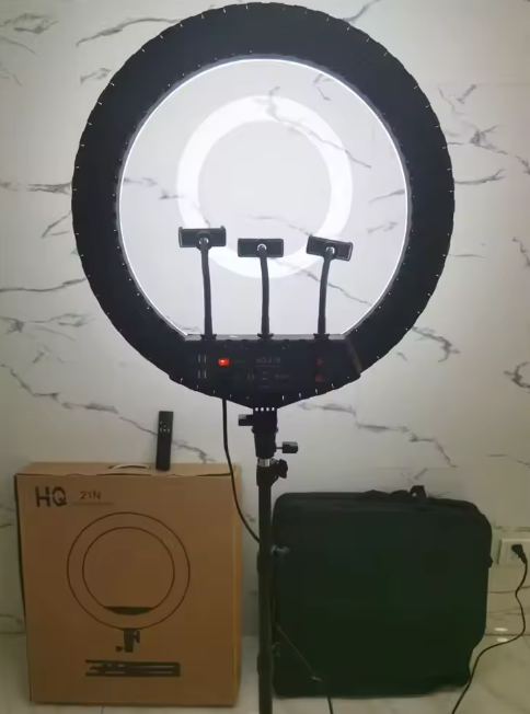 Frendorf | 18 Zoll Ringlicht