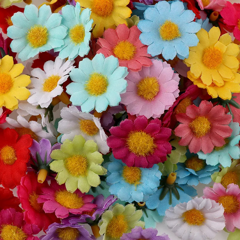 Frendorf | 100PC Mini Gänseblümchen Künstliche Seidenblumen – 2,5 cm Dekorative Blütenköpfe für Party, Hochzeit und Wohnkultur (Kein Stiel)
