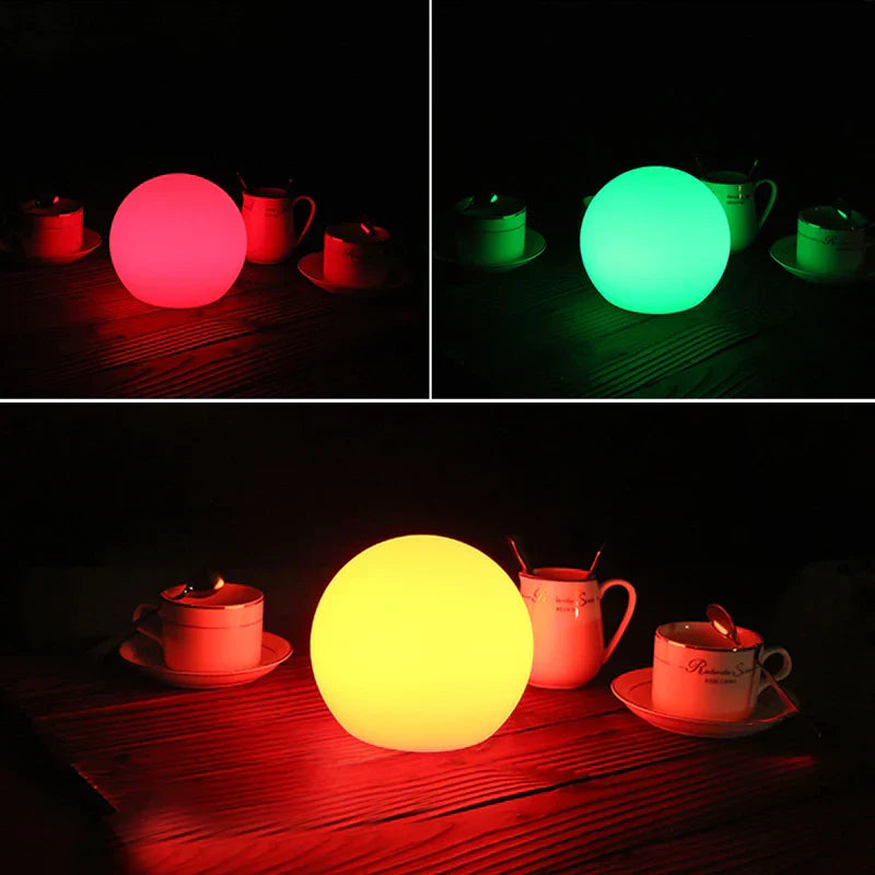 GlowSphere – Tischlampe mit modernem weltlichem Charme