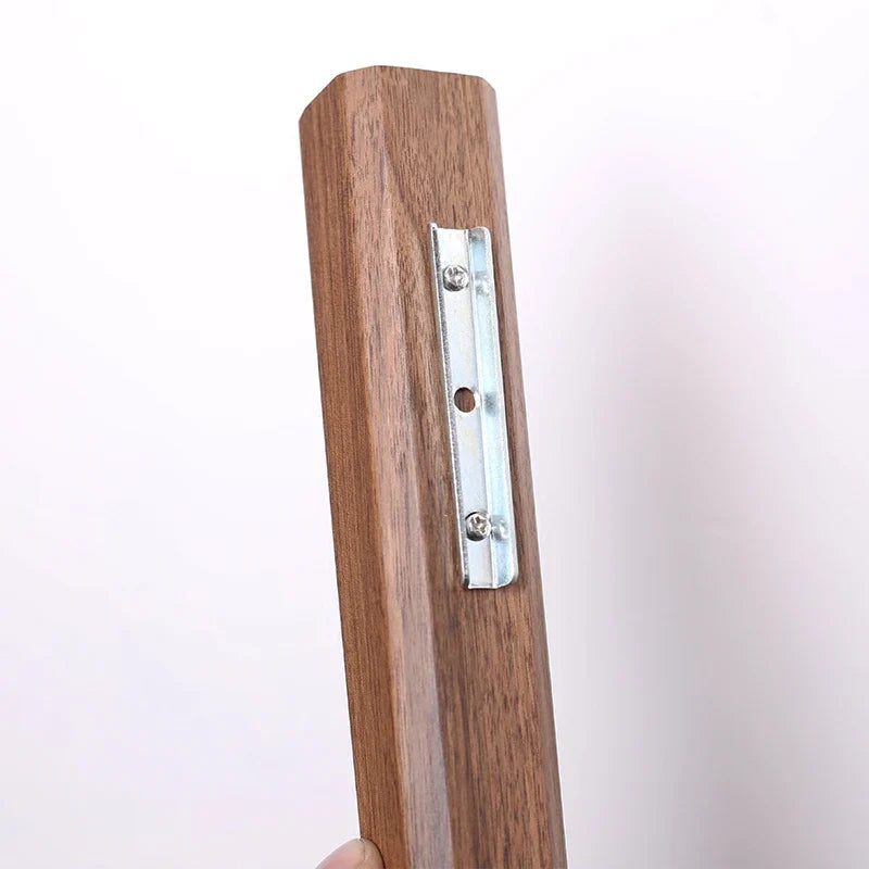 Handgefertigte Massivholz-Wandvase