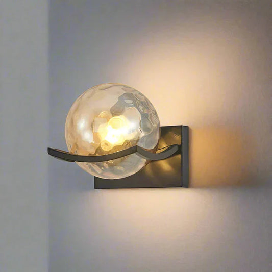 Frendorf | KristallisierteStrahl - Moderne LED-Wandlampe aus Kristall