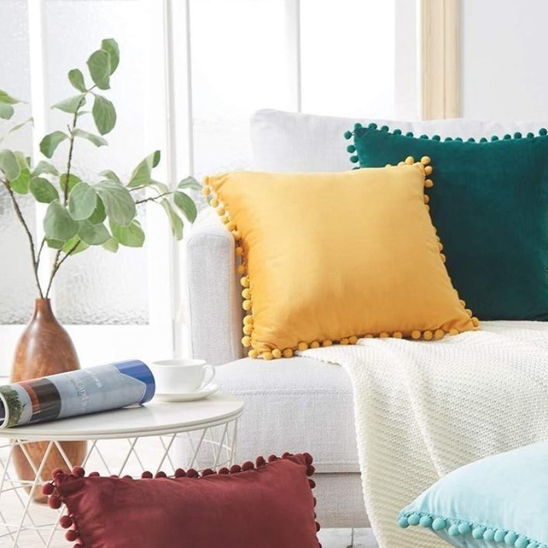 Der Luxe Pom Pom Samtkissenbezug