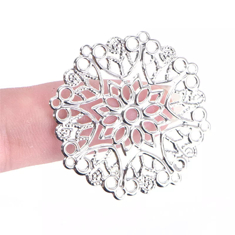 50 PCS Doreen Box filigrane Blumenwicklungen Verbindungsstücke