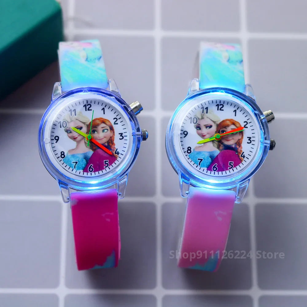 Frendorf | Leuchtende Kinderuhr – Erhältlich in Spider-Man und Frozen Designs
