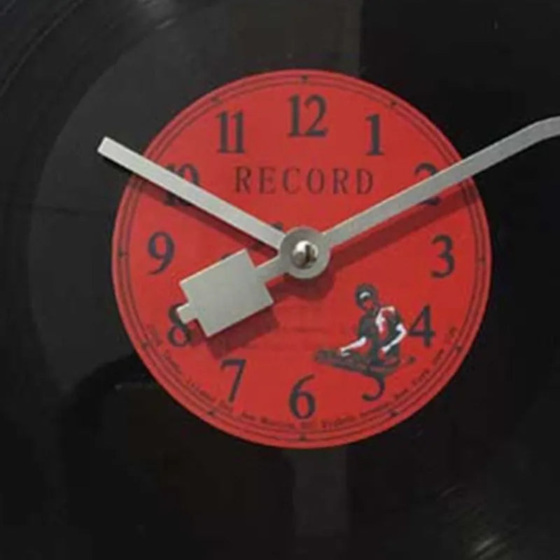 Europäische Retro nostalgische ultraleise Uhr Vinyl-Schallplatten Persönlichkeits-Wanduhr Café Bar dekorative Wanduhr