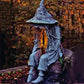 Frendorf | MysticGlow Solarbetriebene Hexen-Statue | Magisches Gartenlicht | Stimmungsvolle Solarleuchte für Außenbereich