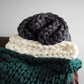 Schwere Strickdecke