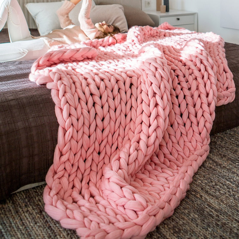 Schwere Strickdecke