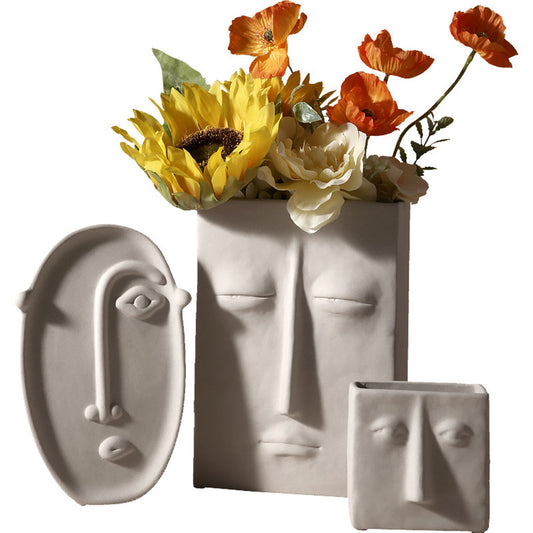 Frendorf | FaceForm Skulpturale Bodenvase – Moderner Kunstnerischer Akzent