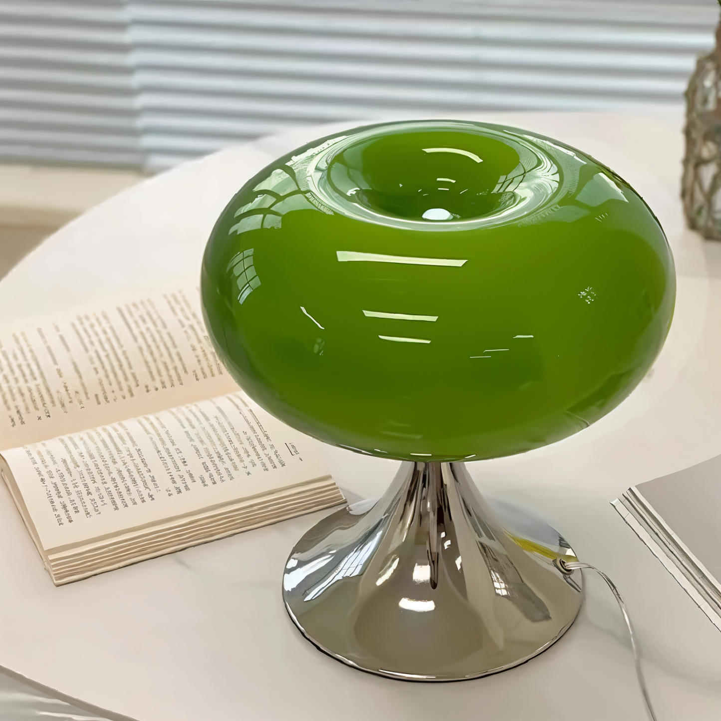 Frendorf | Apfel Lampe - Kurvige Macaron Glas Tischlampe