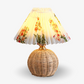 Frendorf | Brolly Plissierte Tischlampe - Retro Rattan Lampe - Konische Tischlampe