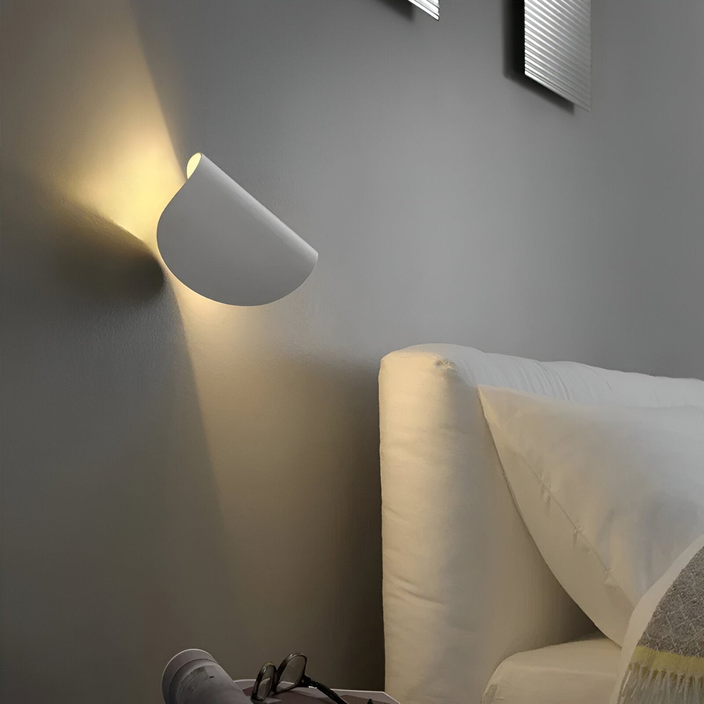Frendorf | Twista LED Wandleuchte | Drehbare Wandlampe aus Metall | Modernes Design | Stimmungslicht & Beleuchtung