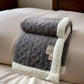 Cuddle - Doppelseitige Kuschelige  Fleecedecke für Nächtliche Wärme mit Stil