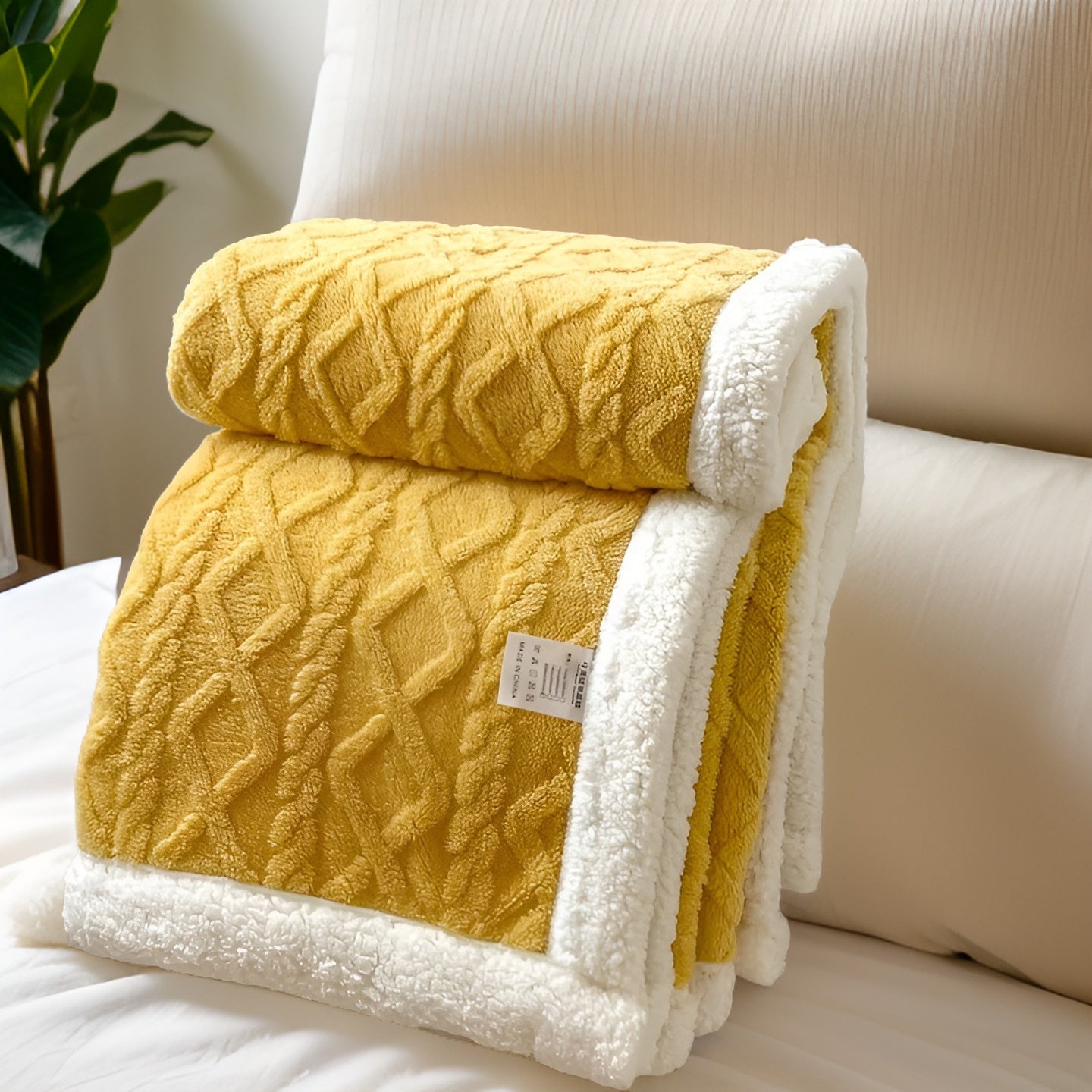 Cuddle - Doppelseitige Kuschelige  Fleecedecke für Nächtliche Wärme mit Stil