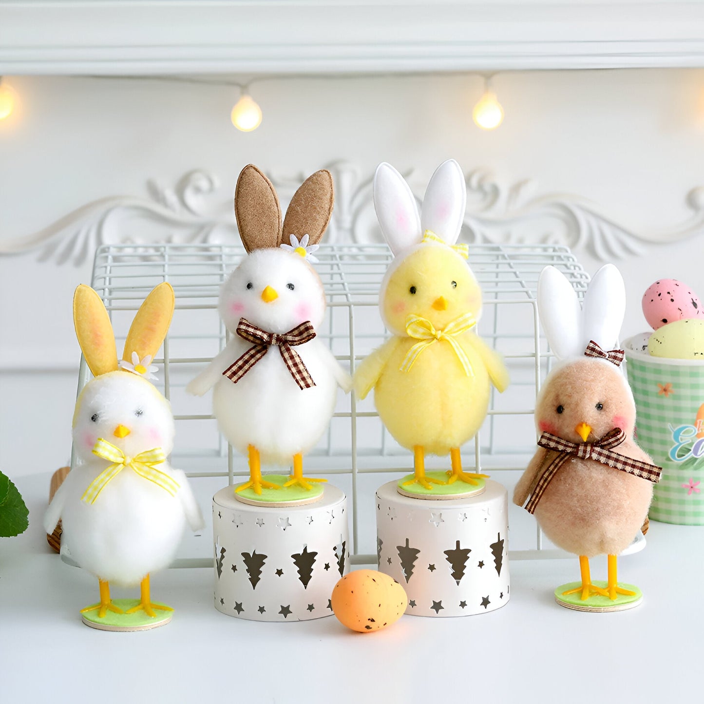 Frendorf | CutieChick Osterdeko - Plüsch Osterküken mit Hasenohren - Bunte Bruteier Deko