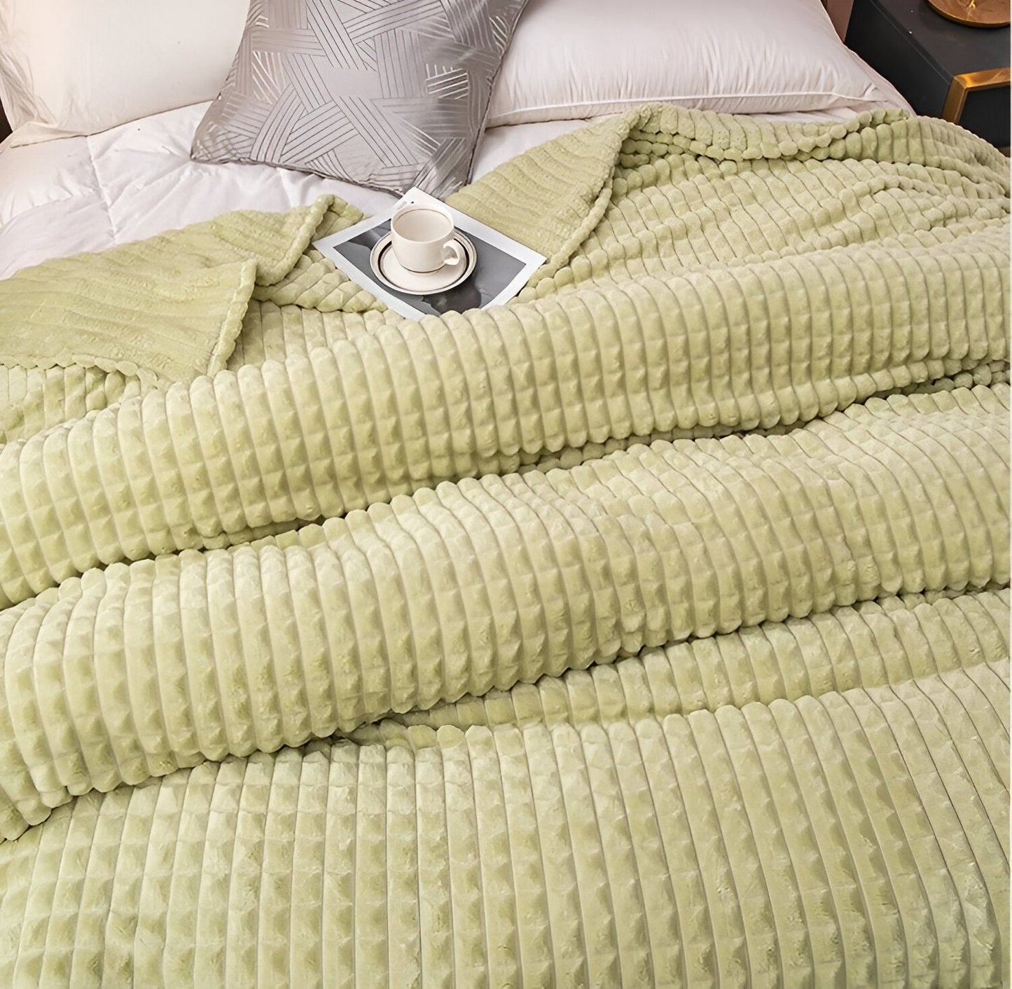 EliteWave Plaid - Ultrafluffy strukturierte korallfarbene Fleece-Decke