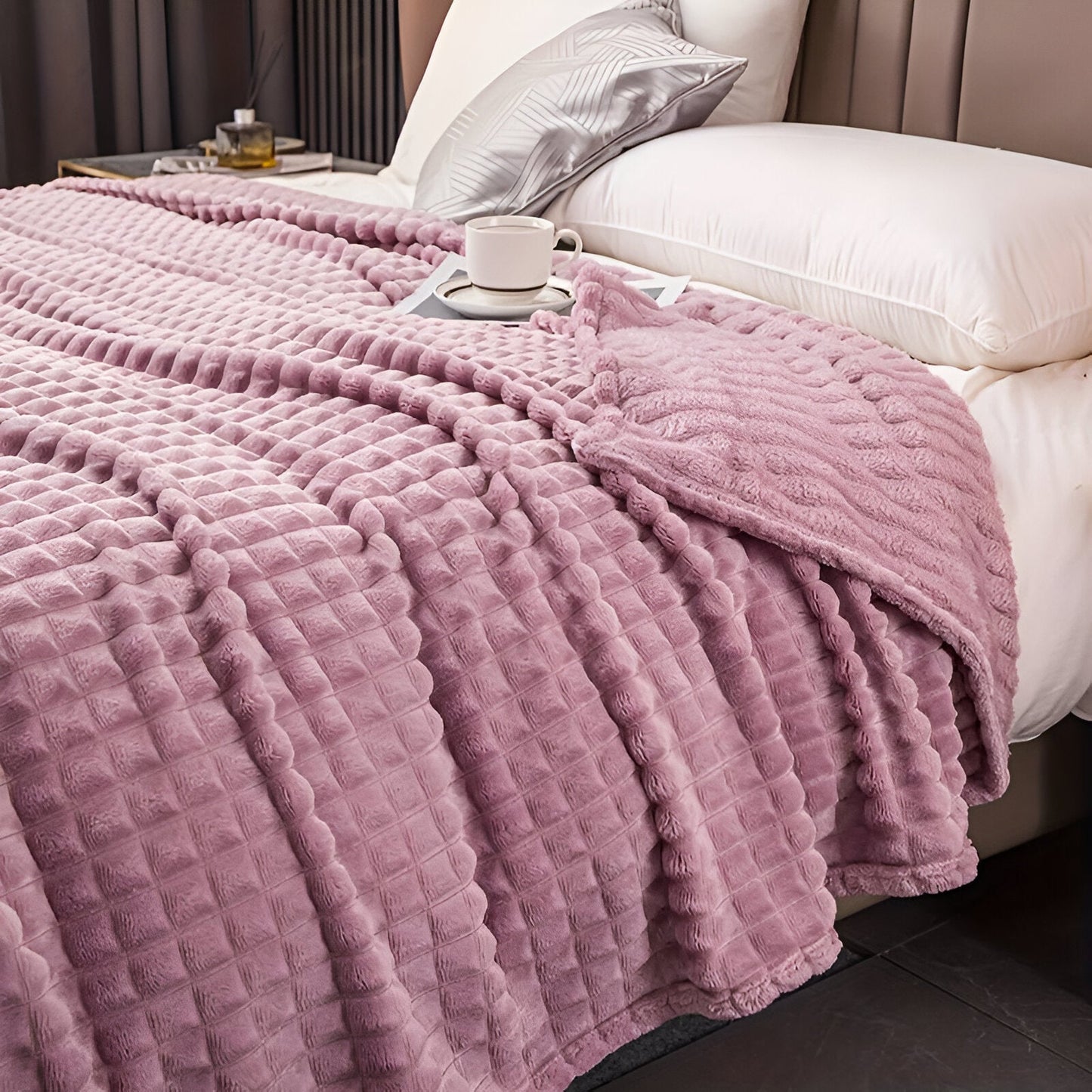 EliteWave Plaid - Ultrafluffy strukturierte korallfarbene Fleece-Decke