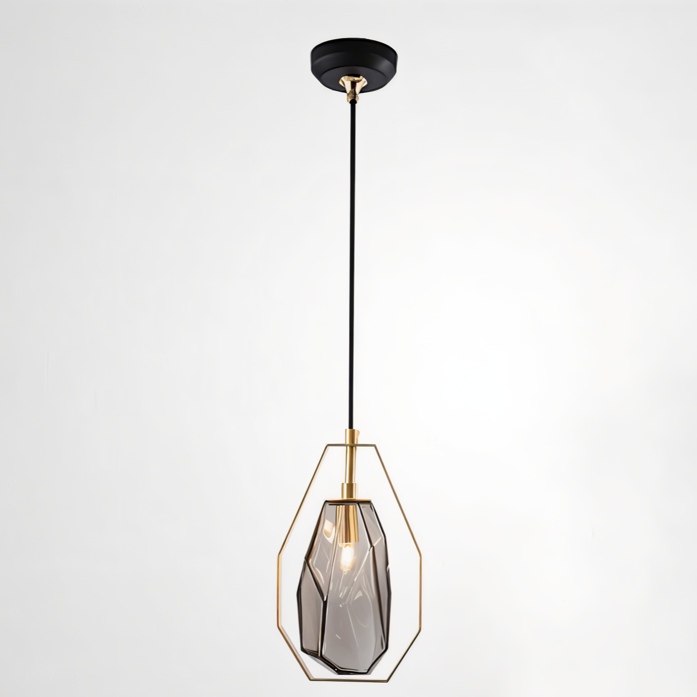Frendorf | LumiVista Elegante Pendelleuchte – Schaffen Sie eine Sofistizierte Atmosphäre