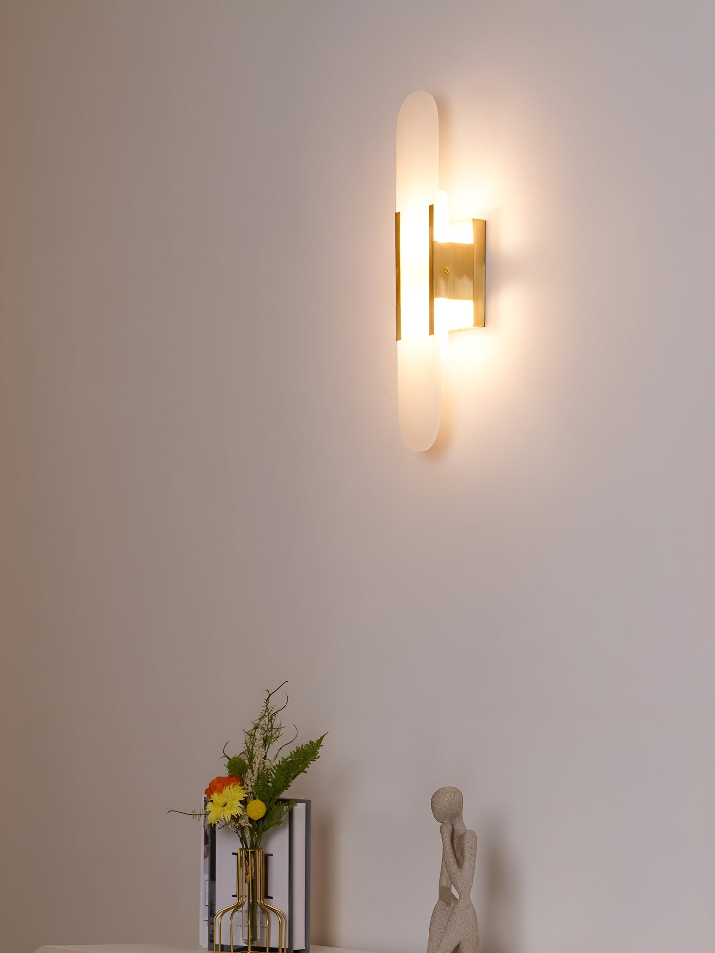 Frendorf | Lavish Alabaster Wandleuchte - Moderne Kupfer-Wandleuchte - LED-Wandleuchter