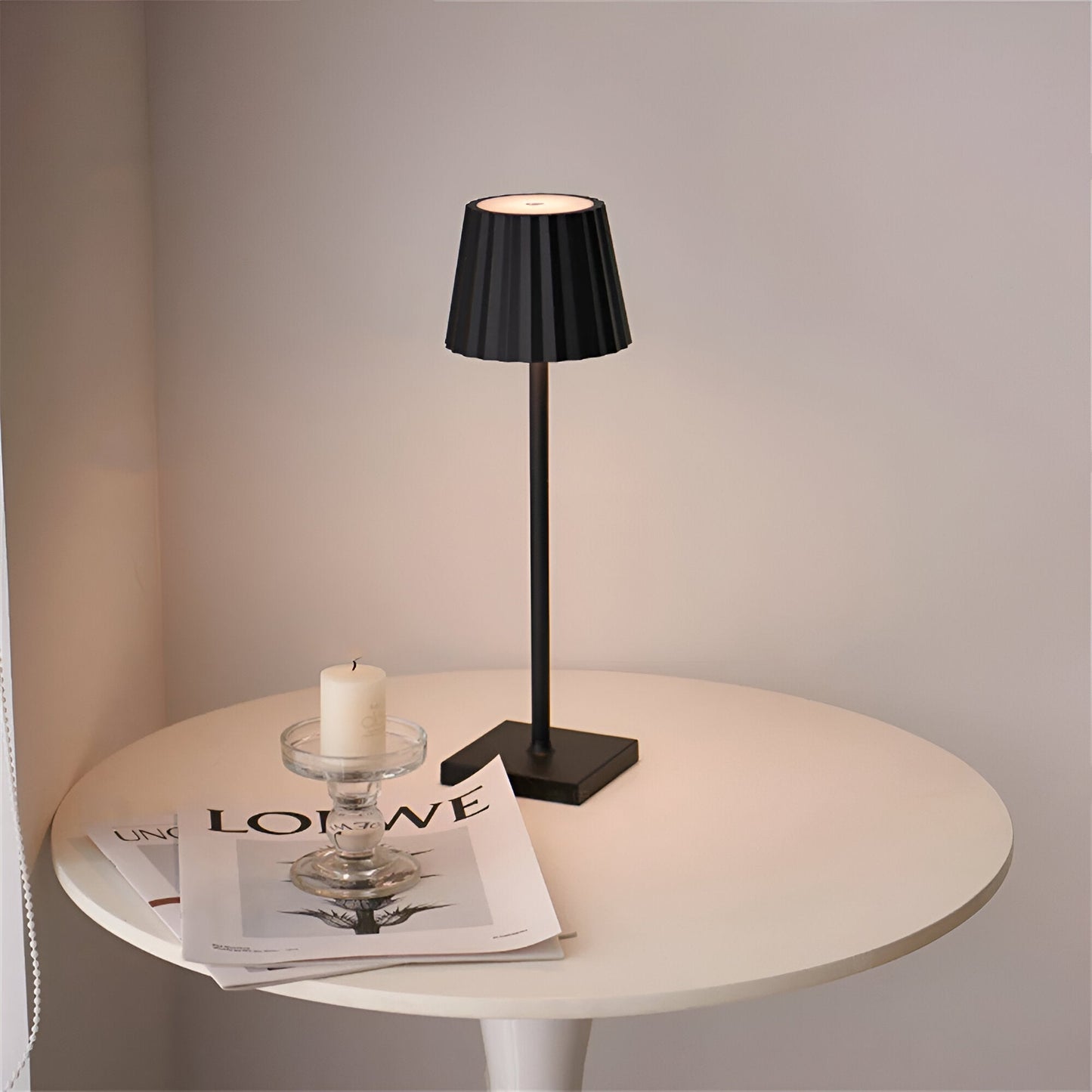 Kabellose LED-Tischlampe