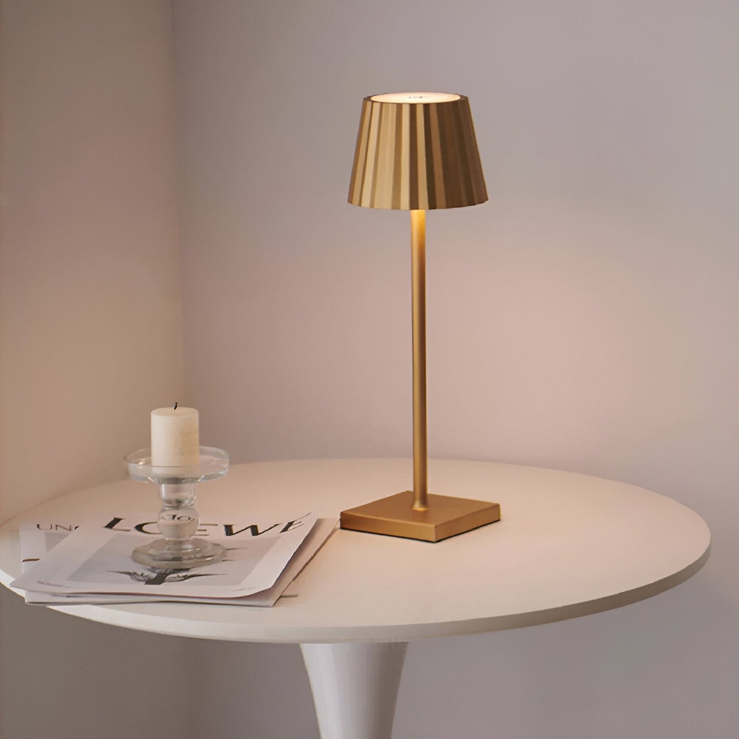 Kabellose LED-Tischlampe