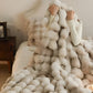 LuxeFleece - Kuschelige und elegante Wärmedecke für unterwegs Komfort