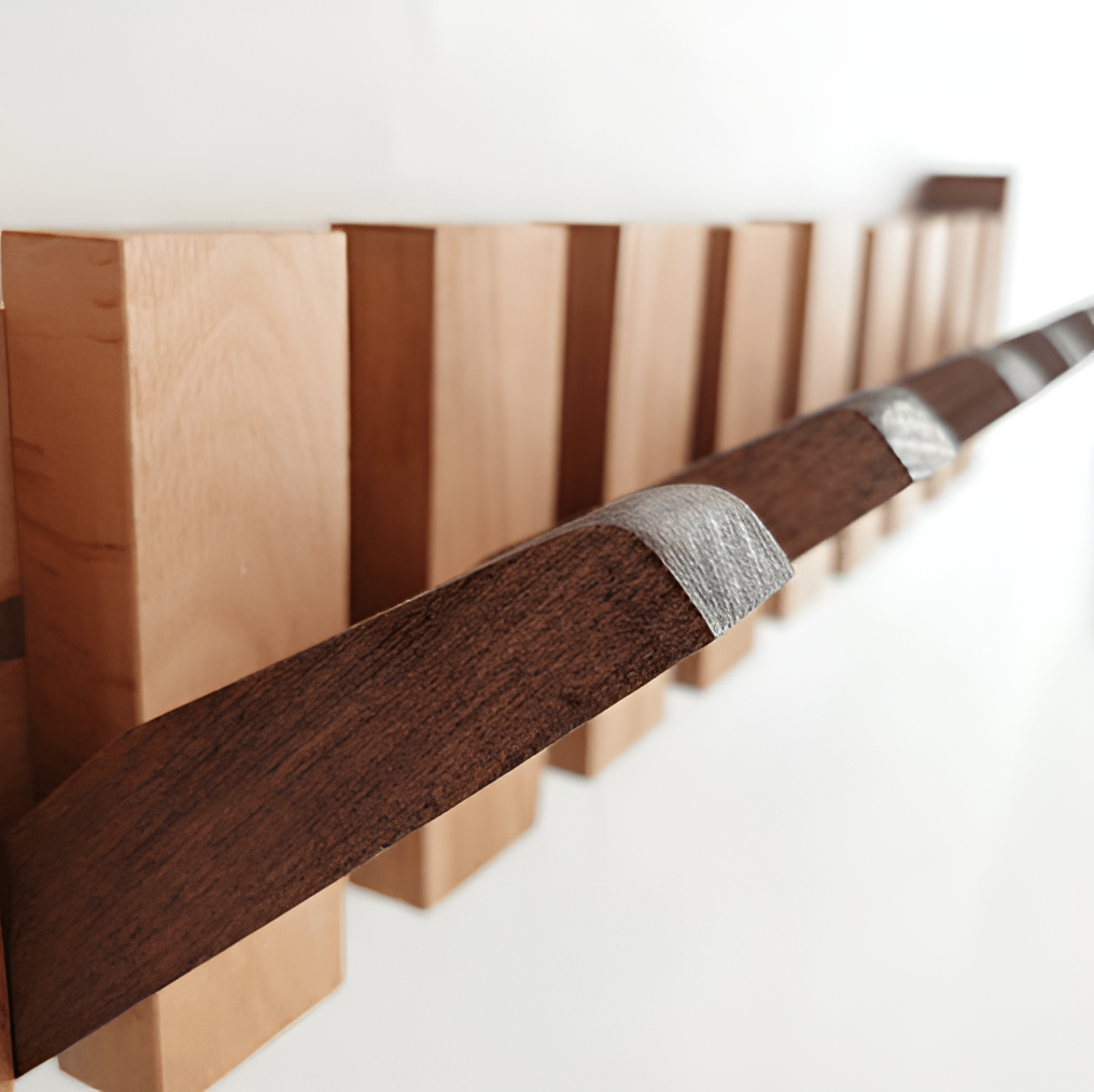 RetroHooks - Holzklavier-Wandregal mit magnetischen Haken