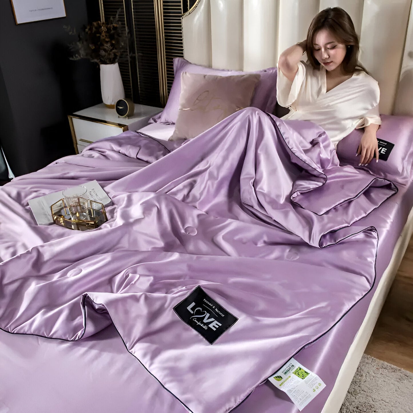 SilkyLux Bettdecke - Weiche & Atmungsaktive Satin Seiden Bettwäsche für Ganzjährigen Komfort