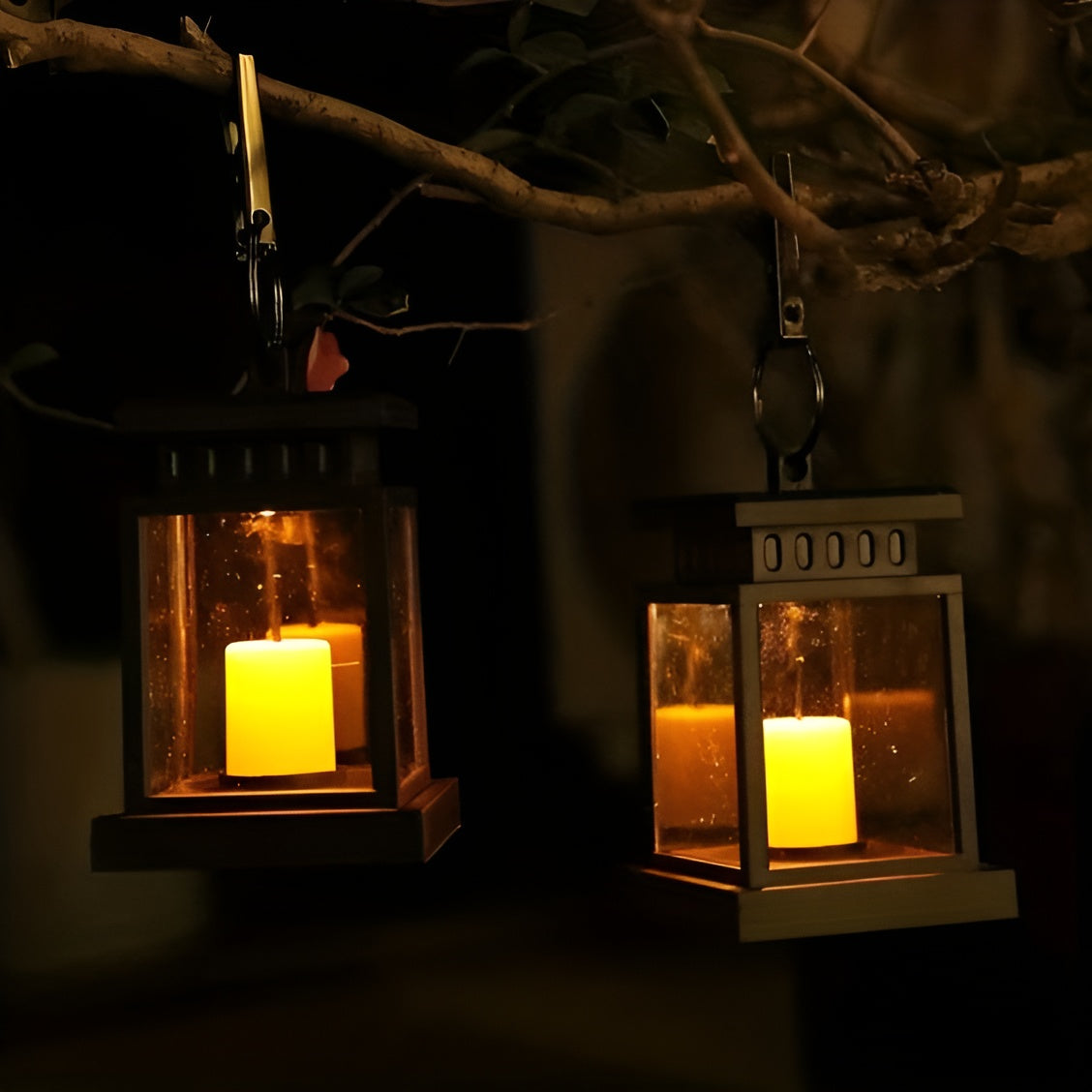 Magic Lantern - Solar-powered bulbs with dual panel control