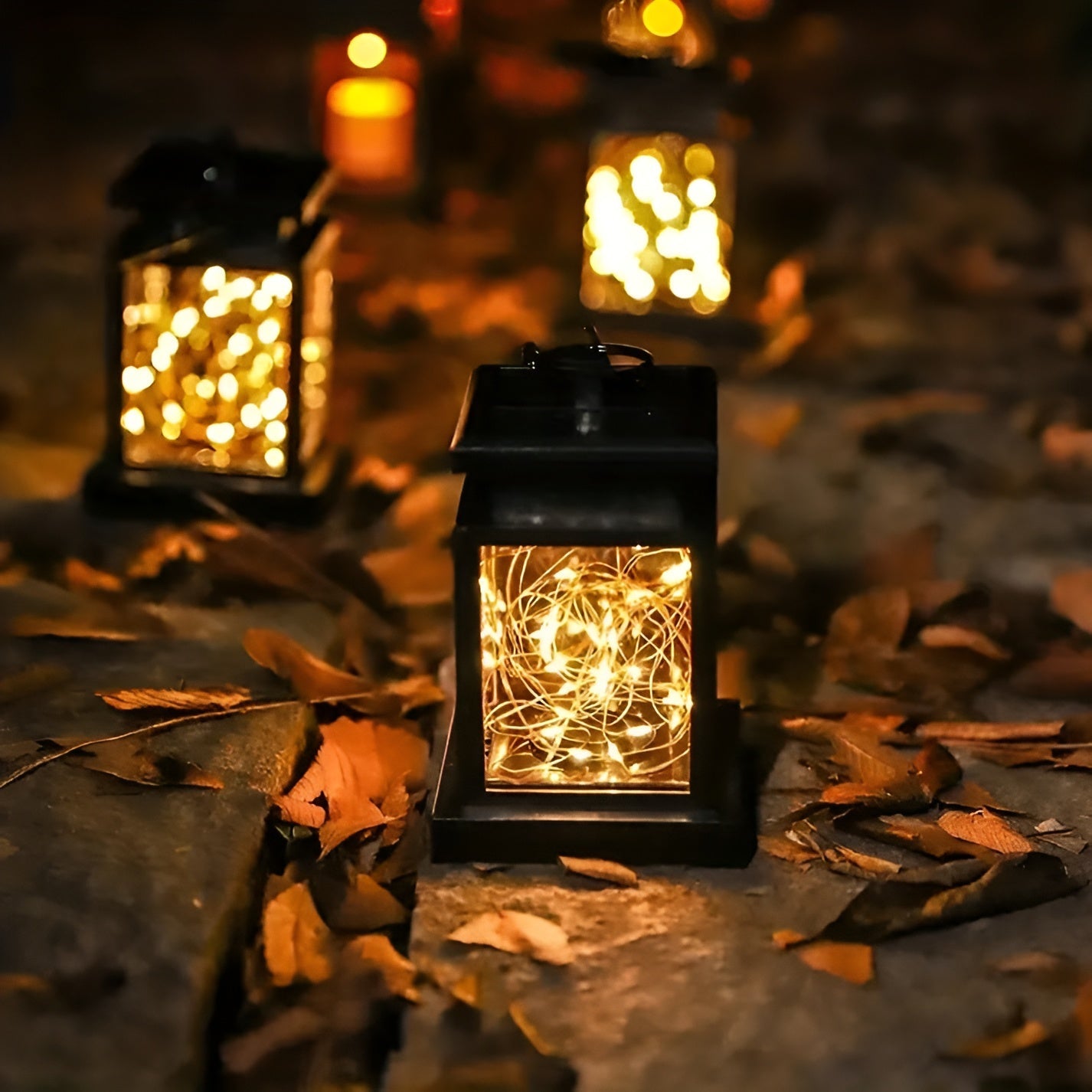 Magic Lantern - Solar-powered bulbs with dual panel control