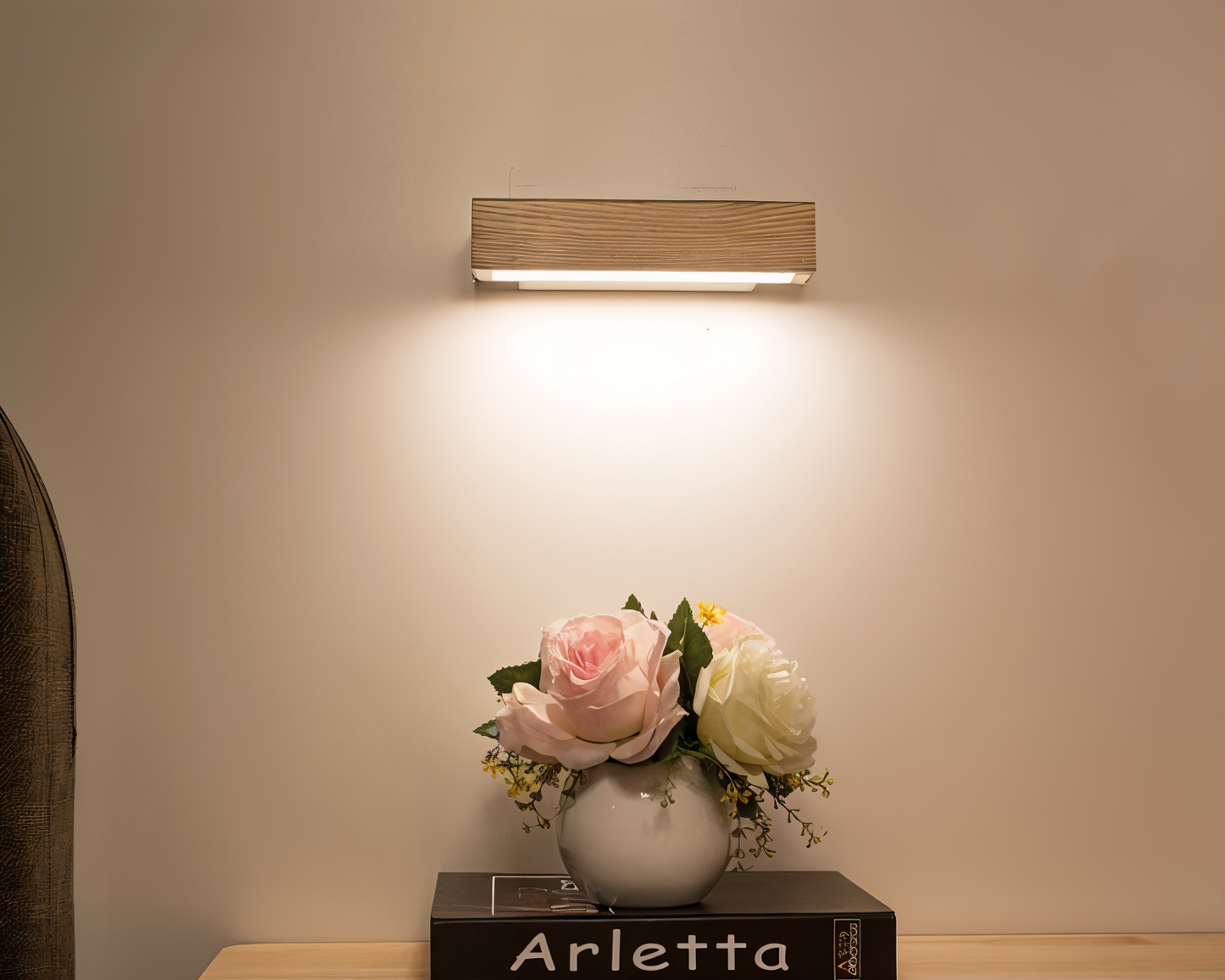 TwistLED Wandlampe - 360° drehbare rechteckige LED-Wandlampe aus Holz