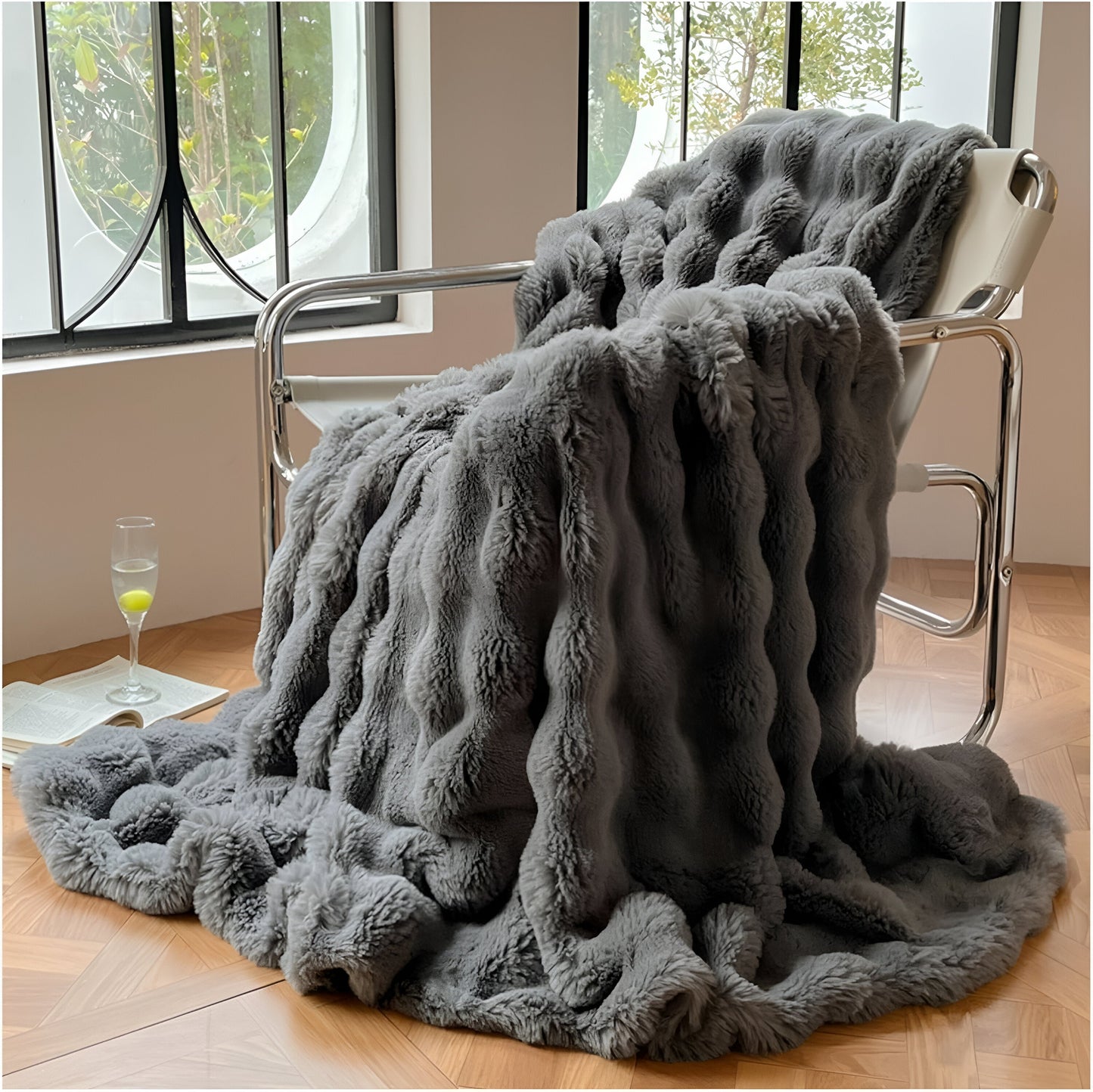 LuxeFleece - Kuschelige und elegante Wärmedecke für unterwegs Komfort