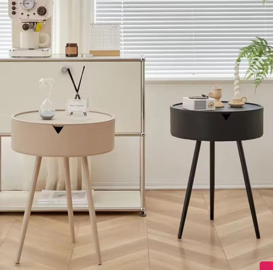 Moderne Schlafzimmer-Beistelltisch