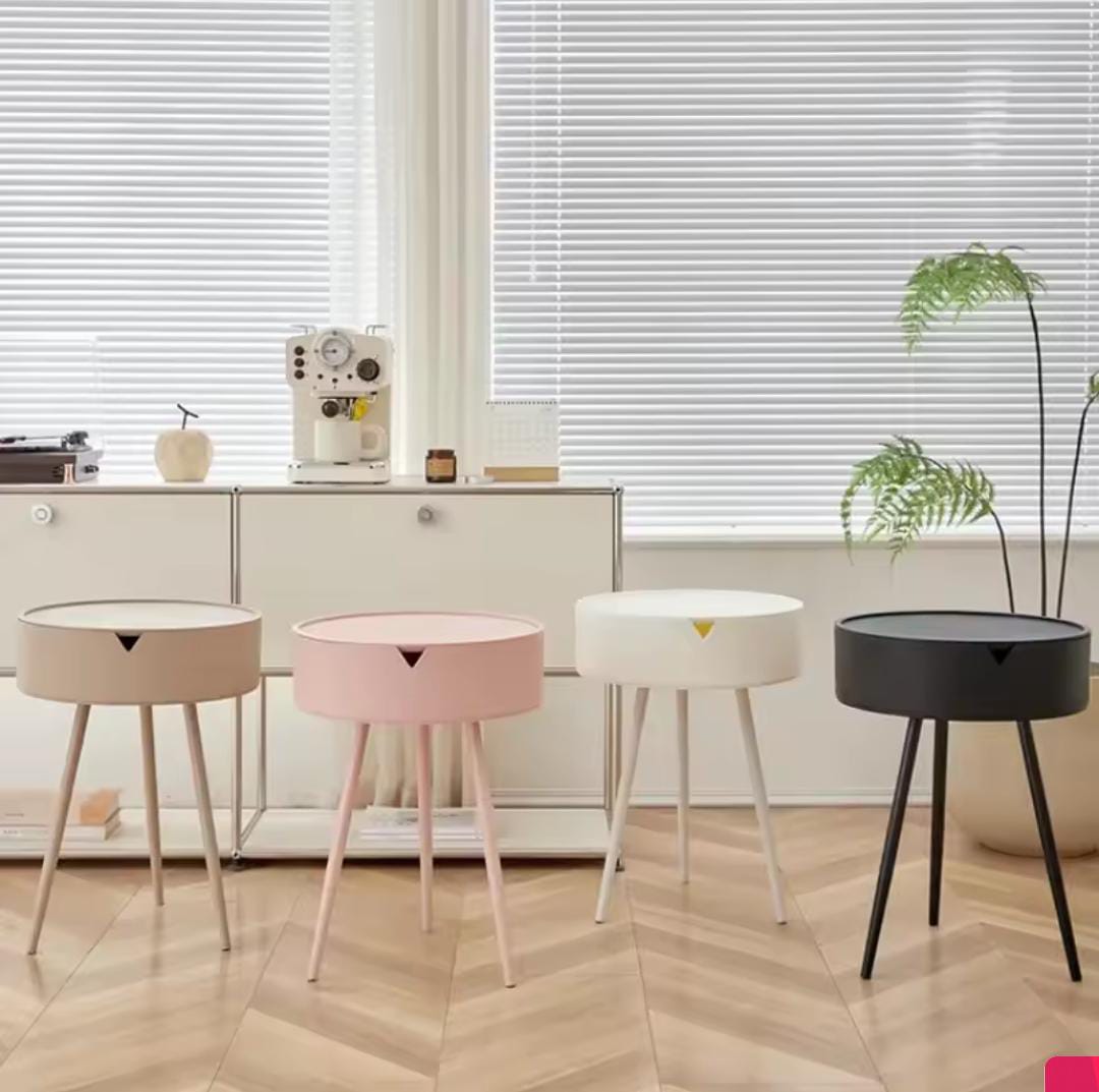 Moderne Schlafzimmer-Beistelltisch